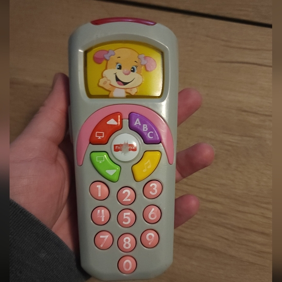 Fisher Price Laugh & Learning Remote Numbers ABC Colors - Picture 3 of 3